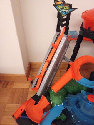Circuito Hot Wheels Gator Carwash