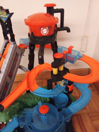 Circuito Hot Wheels Gator Carwash