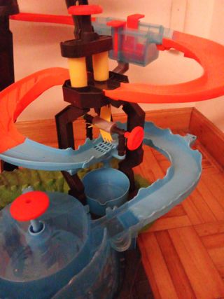 Circuito Hot Wheels Gator Carwash