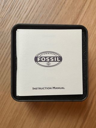 Reloj Fossil Plateado y Blanco