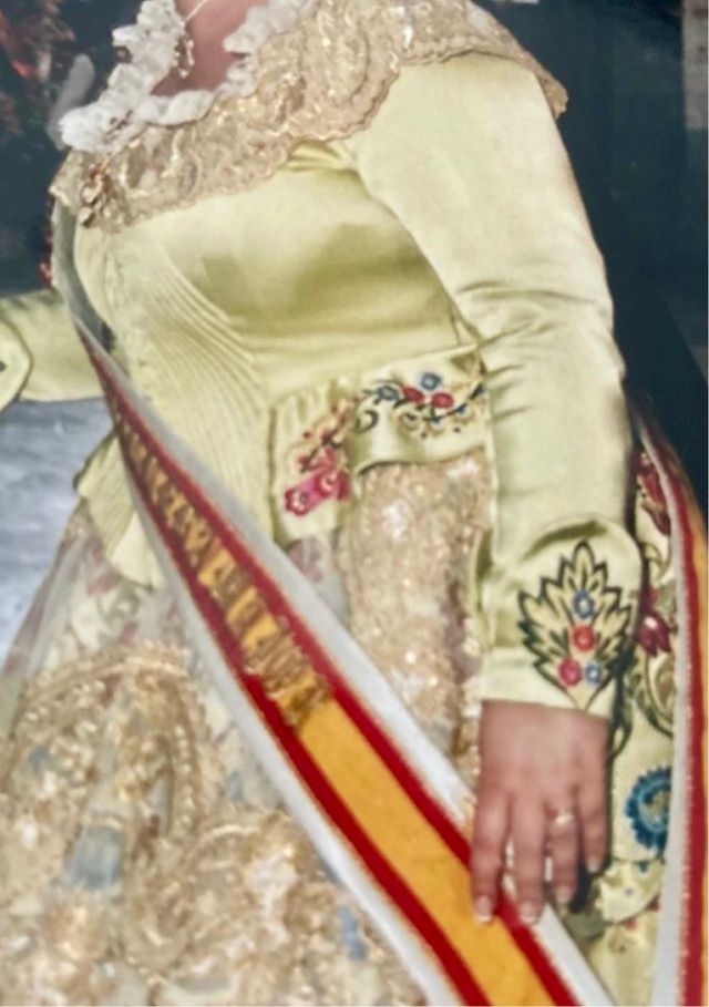 Traje de Fallera Oro Multicolor