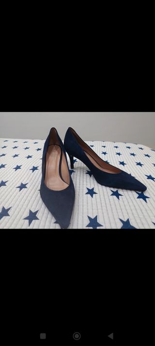 Zapatos de piel Gloria Ortiz azul