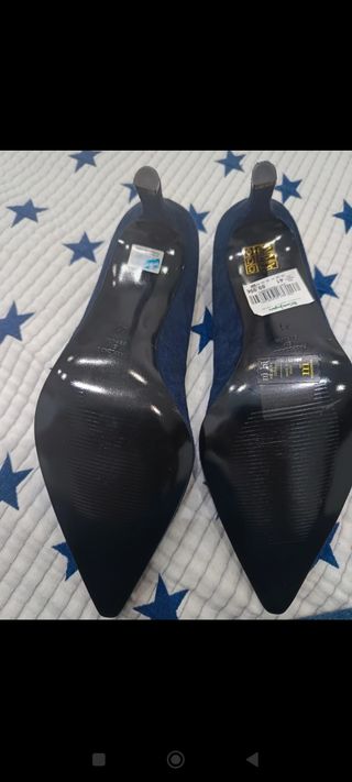 Zapatos de piel Gloria Ortiz azul