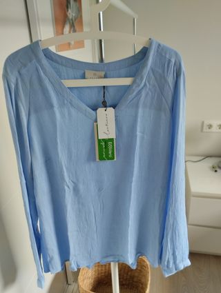 Blusa Kaffe azul talla única