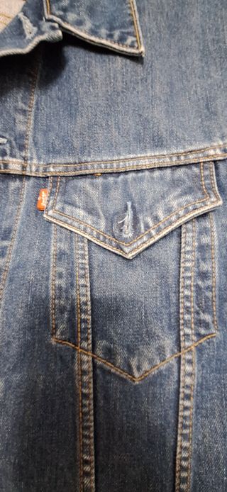 Cazadora vaquera chico Levi's azul.  Nueva