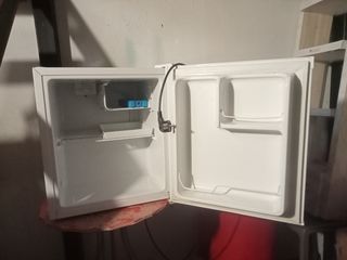 Frigorífico pequeño blanco