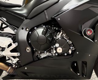 HONDA CBR 1000 RR-R FIREBLIDE
