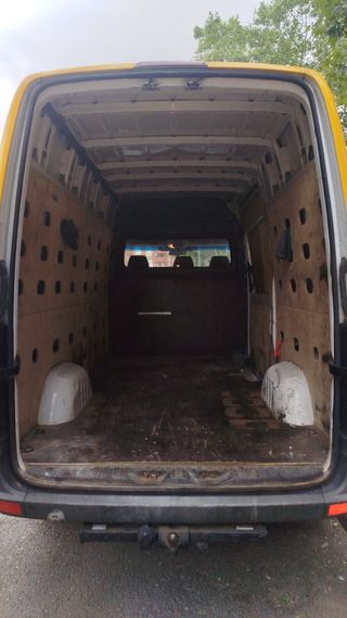 Se hace portes y mudanzas a buen precio