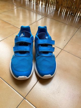 Zapatillas Adidas niño/niña T38,5
