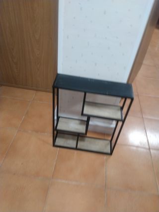 Estantería moderna metal y madera