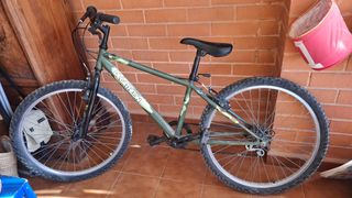 Bicicleta infantil Decathlon verde