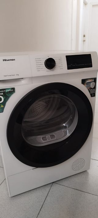 Secadora Hisense bomba de calor 8 kg