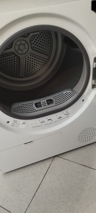 Secadora Hisense bomba de calor 8 kg