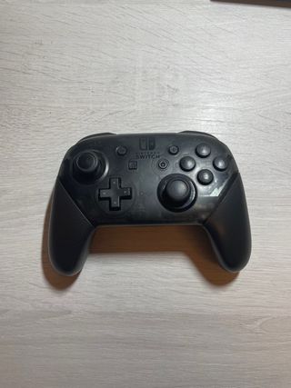 Mando Pro Switch. JUEGOS POR AQUÍ TAMBIÉN PORFA 