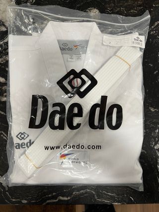 Kimono Taekwondo Dae do Blanco Talla M Nuevo