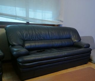 Conjunto de sofâs de pele 3 lugares + 2 de  1 lug