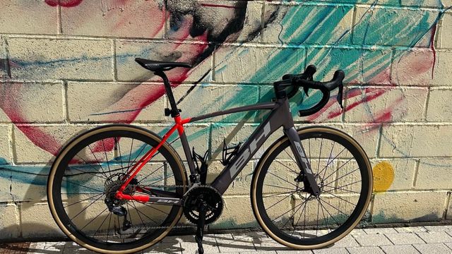 Bicicleta BH CORE Eléctrica talla MD