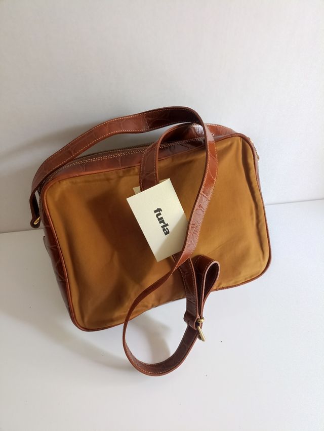 Borsetta tracolla Furla pelle marrone e seta
