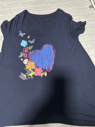 Camiseta Desigual Talla XXXL Corazón Flores