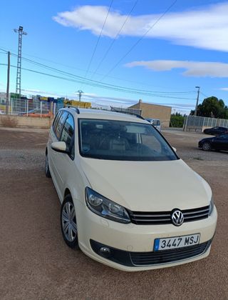 Volkswagen Touran 2012