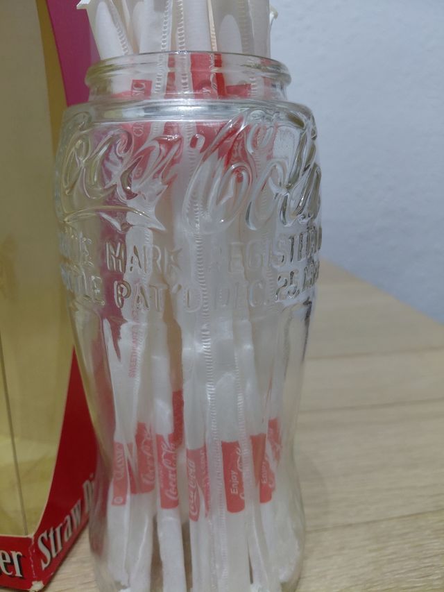 Dispenser di cannucce per bottiglie di vetro Coca-Cola