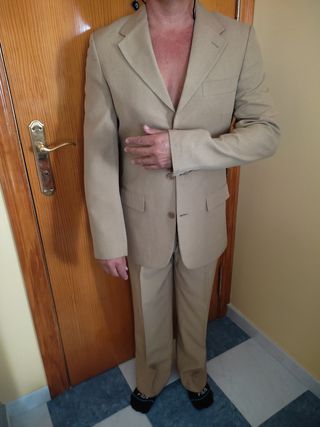 Traje de chaqueta hombre talla 46 beige
Celop