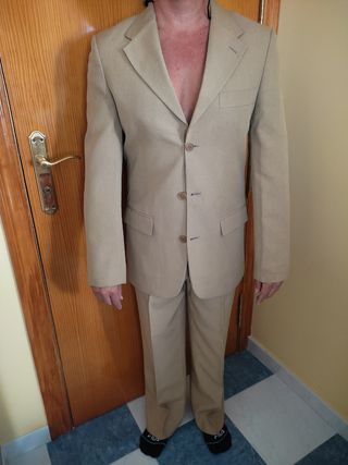 Traje de chaqueta hombre talla 46 beige
Celop