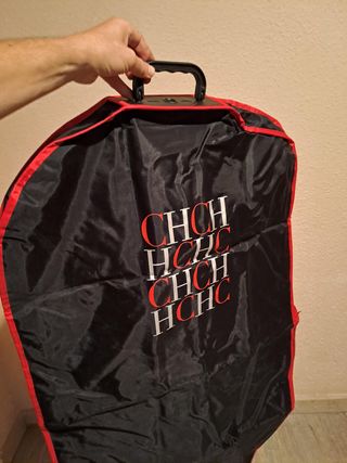 Funda Porta traje CAROLINA HERRERA (marca) NUEVO!!