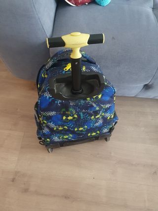 Mochila infantil con ruedas