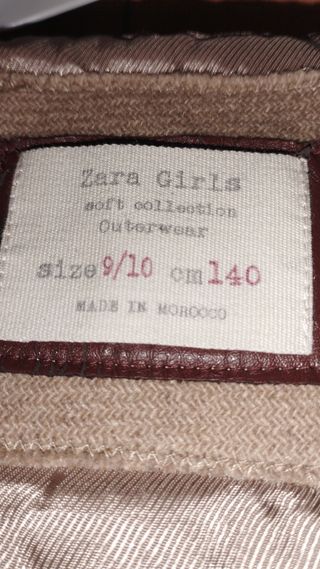 Abrigo niña camel con capucha