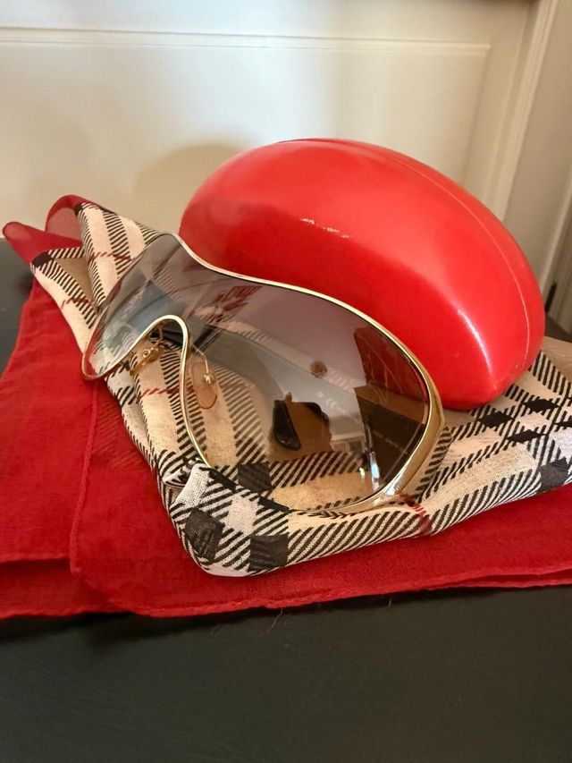 Occhiali da sole vintage Valentino