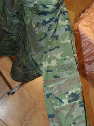 Cortavientos Mimetizado Verde Militar