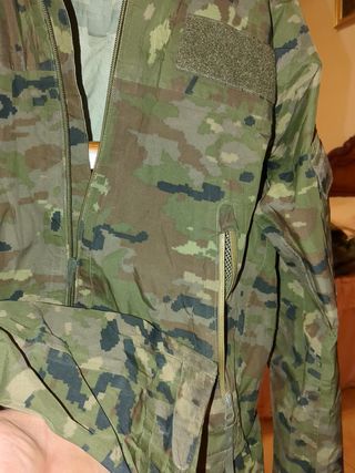 Cortavientos Mimetizado Verde Militar
