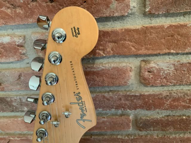 Guitarra Eléctrica Fender Roja