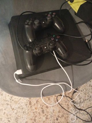 PS4 (PlayStation 4) Negra