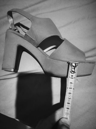 Zapatos de plataforma rojos talla 37