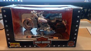 Maisto 1/18 Harley Davidson Flsts Haritage