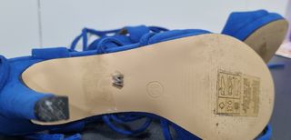 Zapatos de tacón azul MARÍA MARE