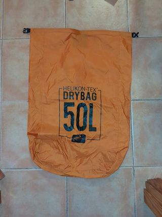 Bolsas Camping Impermeables Naranjas y Verdes