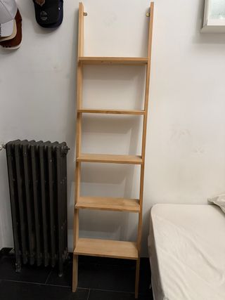 Estantería Escalera Madera Pared.