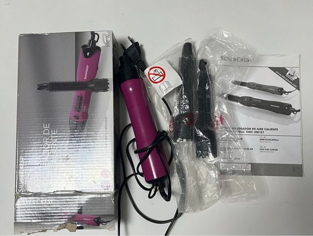 Plancha de pelo SilverCrest rosa y negra de segunda mano por 10