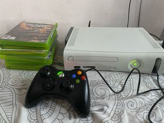 Xbox 360 + Mando + Juegos
