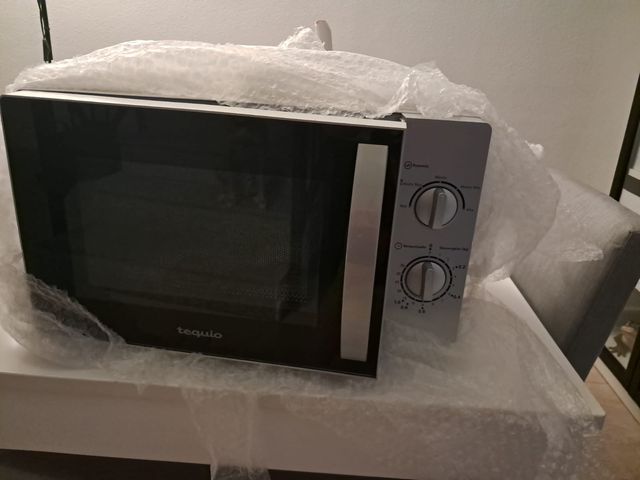 Microondas Téquio Plateado