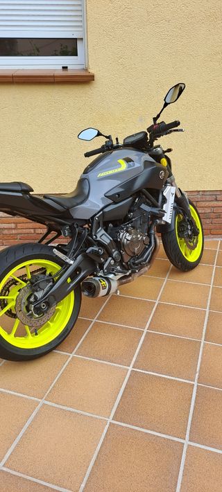 Yamaha MT-07