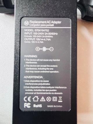 Cargador Portátil 19V 4.74A