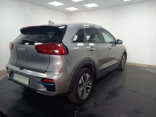 Kia e-Niro 150kW Emotion 204CV - 460KM AUTONOMIA