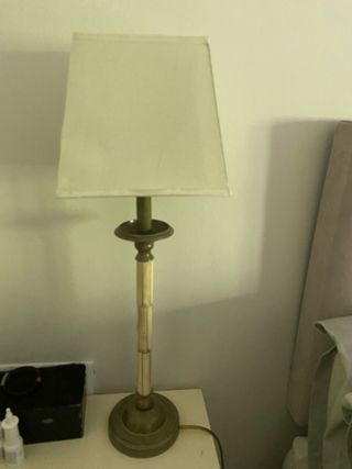 Lámpara de mesa bambú y metal