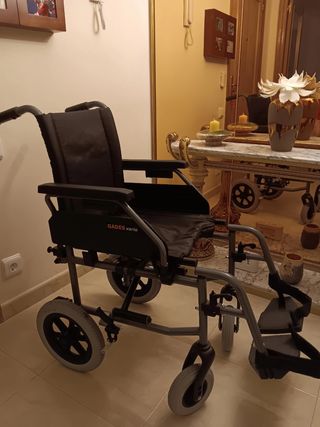 Silla de Ruedas totalmente Nueva