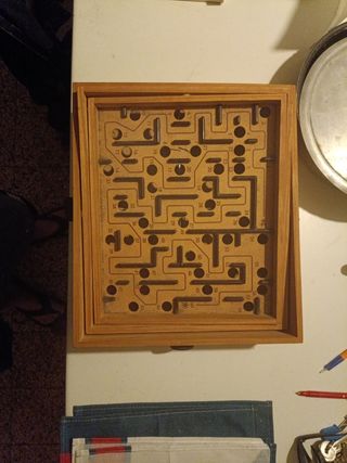 Gioco labirinto in legno