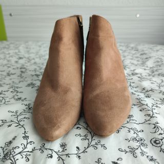 Botines tacón beige - Bershka